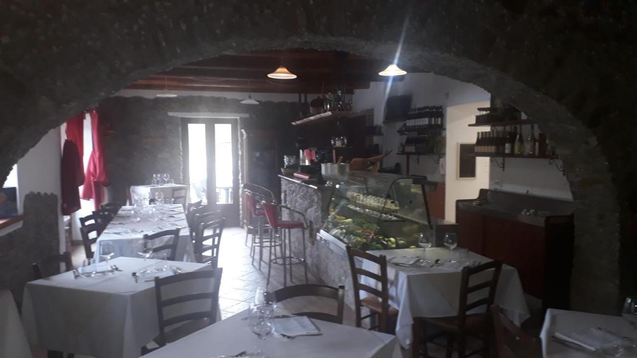 Taverna Del Dolmen Millesimo Luaran gambar